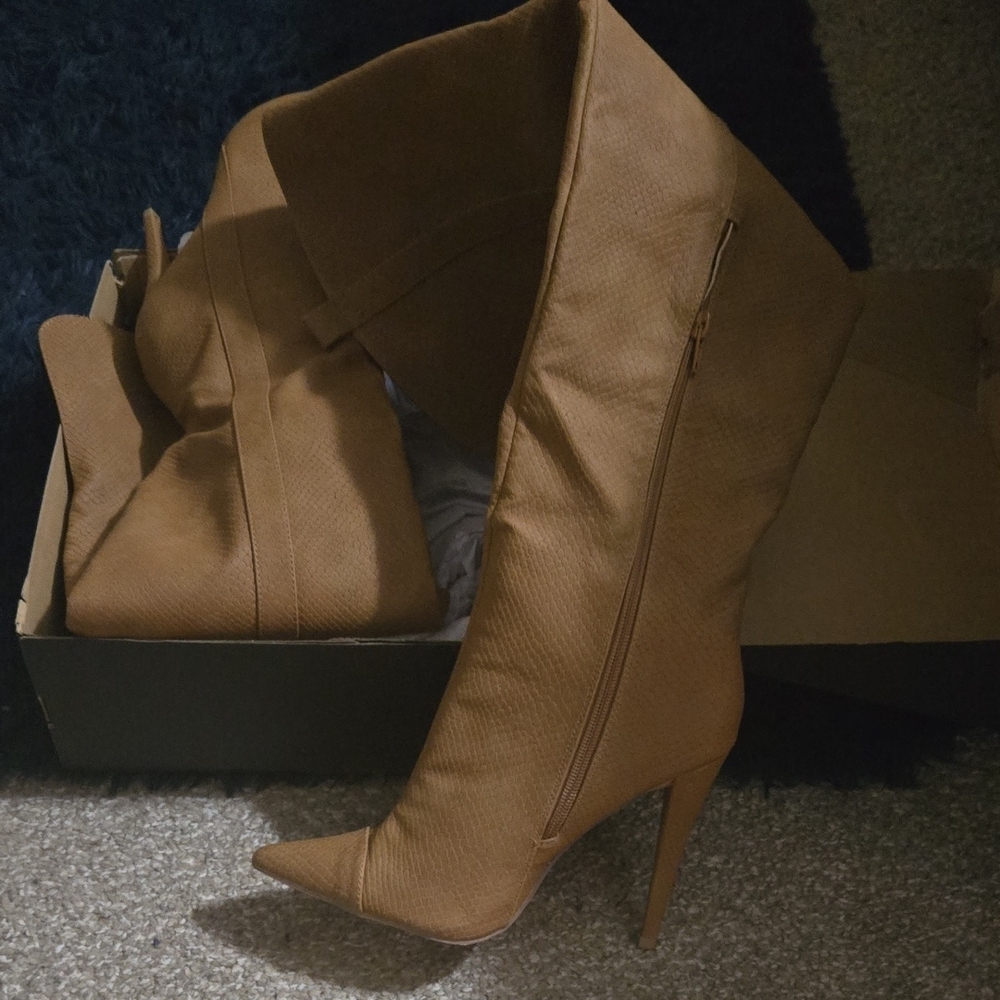 Chic Tan High Heel Boots